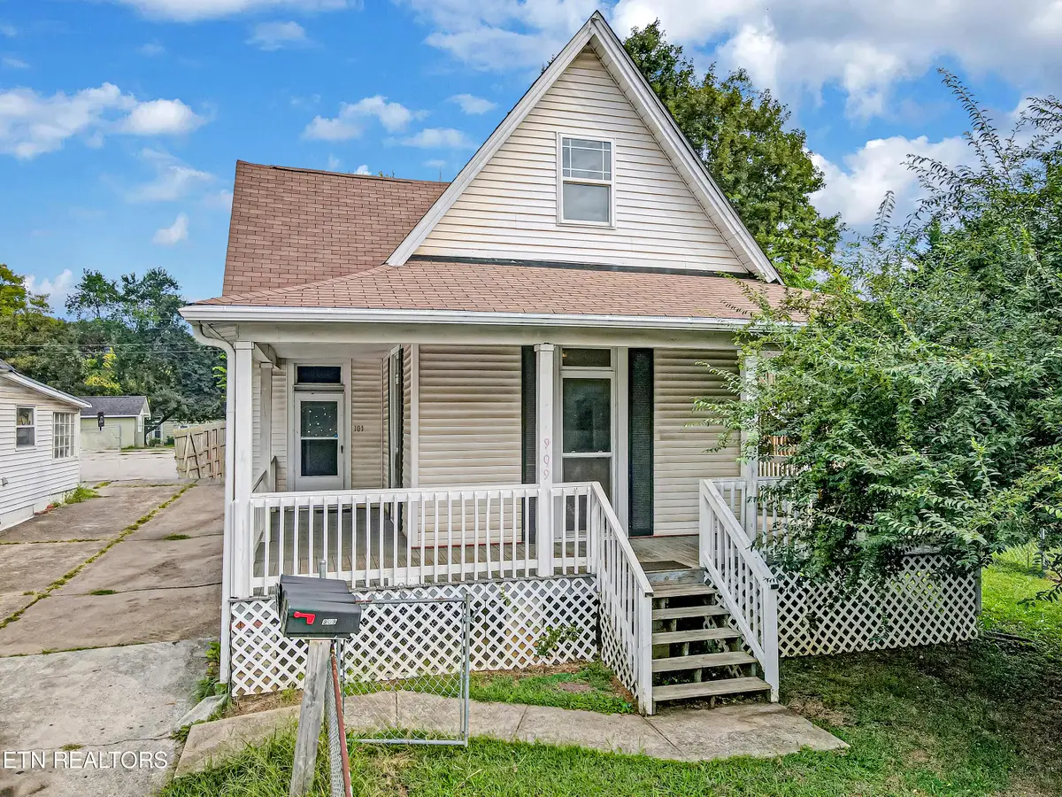 909 Atlantic Ave, Knoxville, TN 37917 - #1