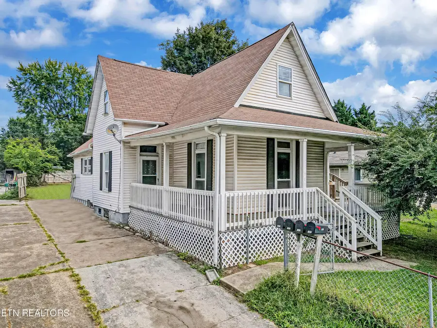 909 Atlantic Ave, Knoxville, TN 37917 - #2