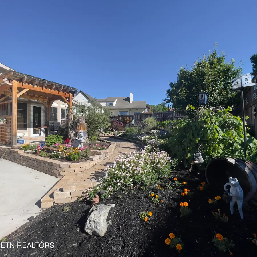 905 Columbine Lea, Sevierville, TN 37862 - #2