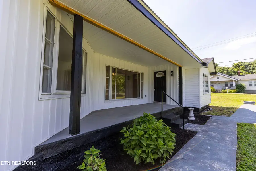 4109 Woodlawn Pike, Knoxville, TN 37920 - #3