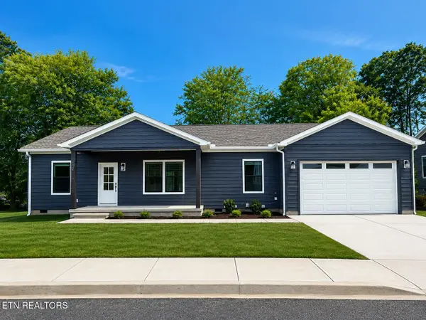 452 Federal Ferry Circle, Vonore, TN 37885