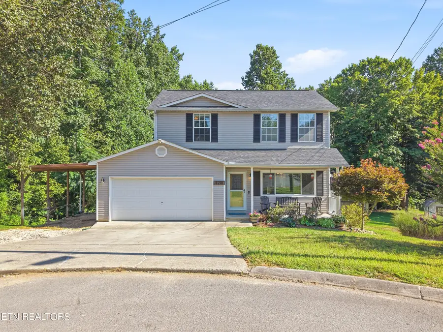 8201 Tangle Grove Lane, Powell, TN 37849 - #2