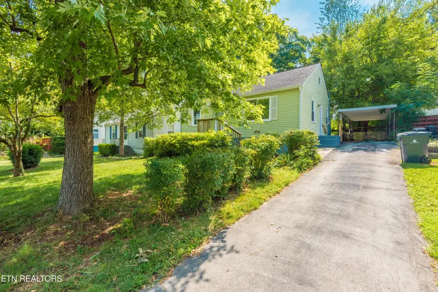 804 E Columbia Ave, Knoxville, TN 37917 - #2