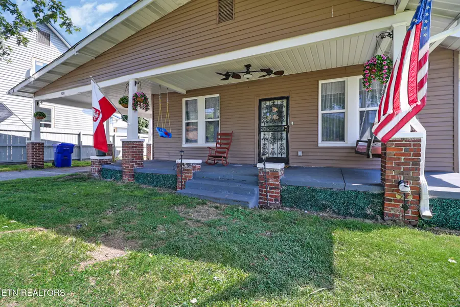 400 W Rockwood St, Rockwood, TN 37854 - #2