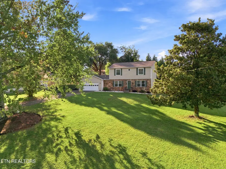 9205 Brandywine Circle, Knoxville, TN 37922 - #2