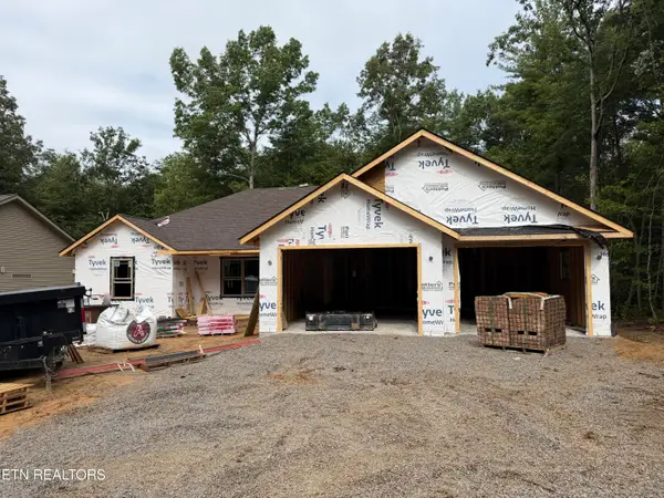 12 Dovecote Terrace, Crossville, TN 38558