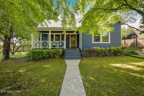 306 Dahlia Drive, Knoxville, TN 37918