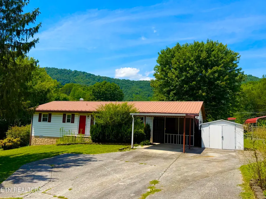 130 Griffith Lane, Jacksboro, TN 37757 - #2