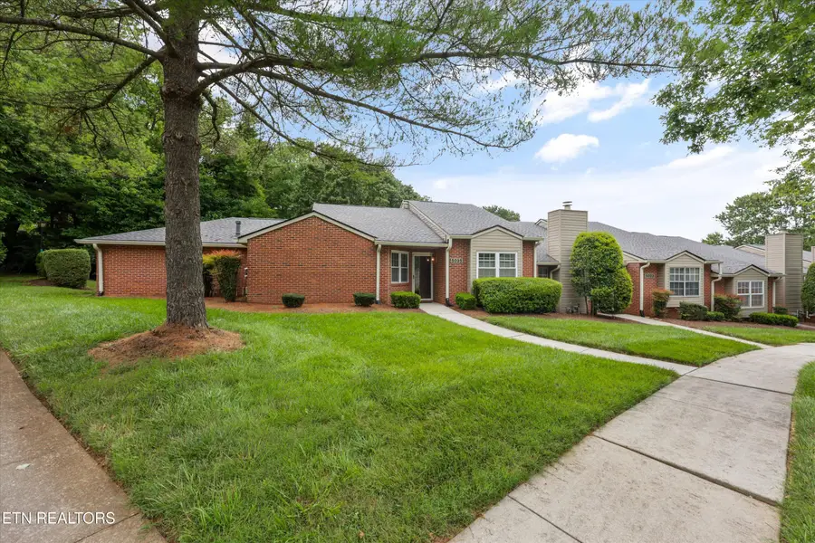5035 Griffins Gate Lane, Knoxville, TN 37912 - #2