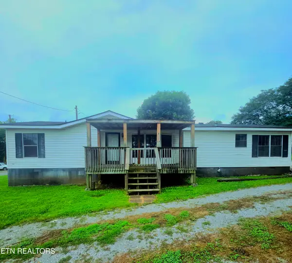 608 Church St, Loudon, TN 37774