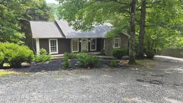 3230 Cove Creek Way, Sevierville, TN 37862