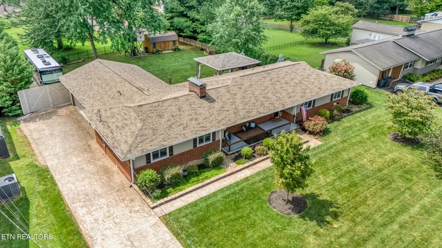 7404 Sheffield Drive, Knoxville, TN 37909 - #2