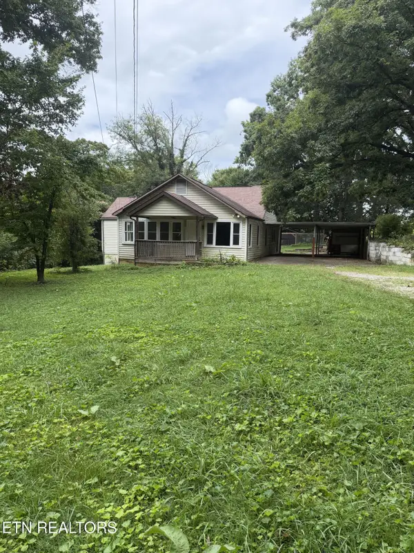 419 S Burchfield Lane, Maryville, TN 37803