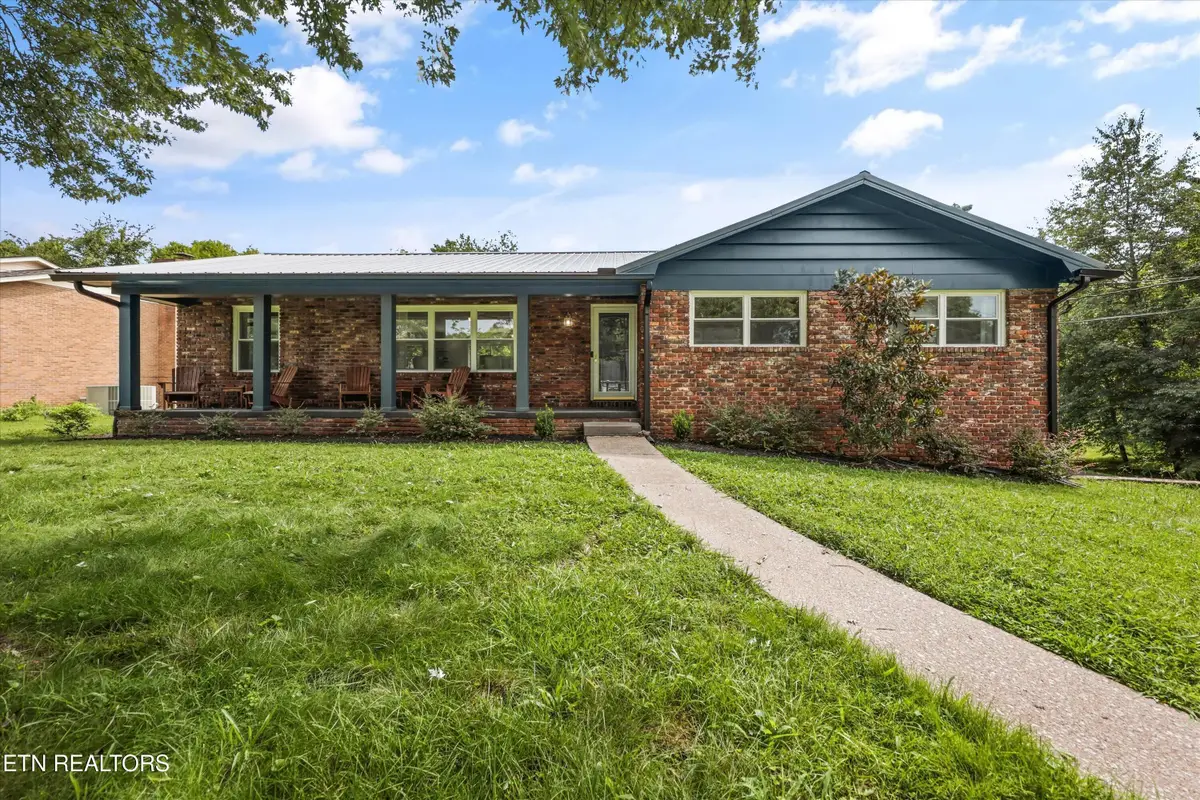 928 Dartford Rd, Knoxville, TN 37919 - #1