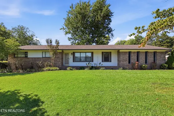 1019 Kensington Blvd, Maryville, TN 37803