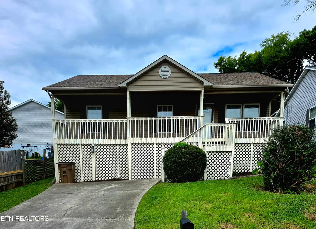 505 E Emerald Ave, Knoxville, TN 37917 - #1