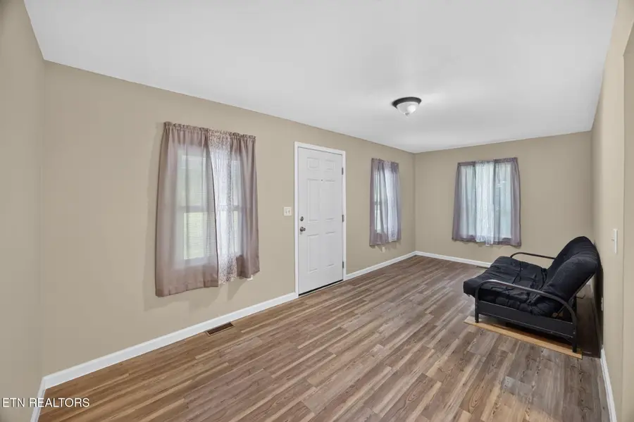 52 Columbia St, Cookeville, TN 38501 - #3