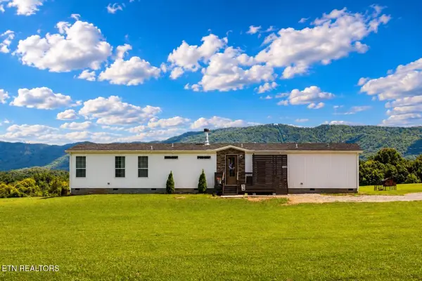 5208 Sevierville Rd, Maryville, TN 37804