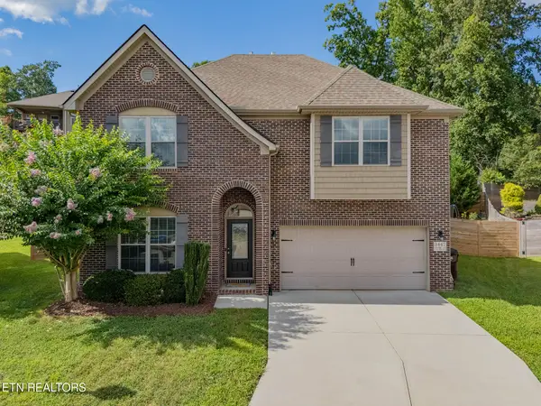 3447 Greentree Lane, Knoxville, TN 37931