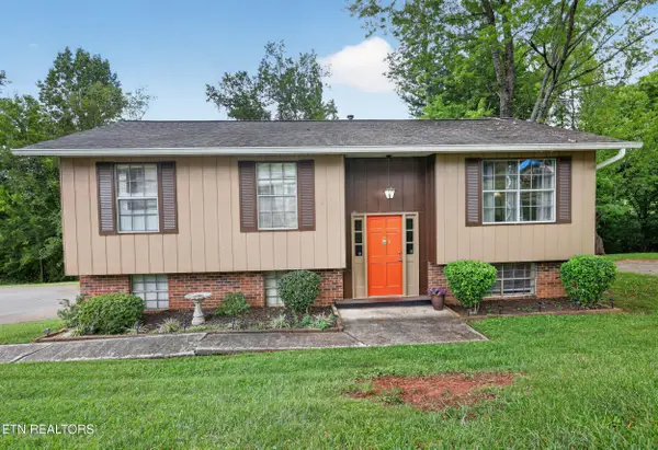 2220 Highland Rd, Maryville, TN 37801