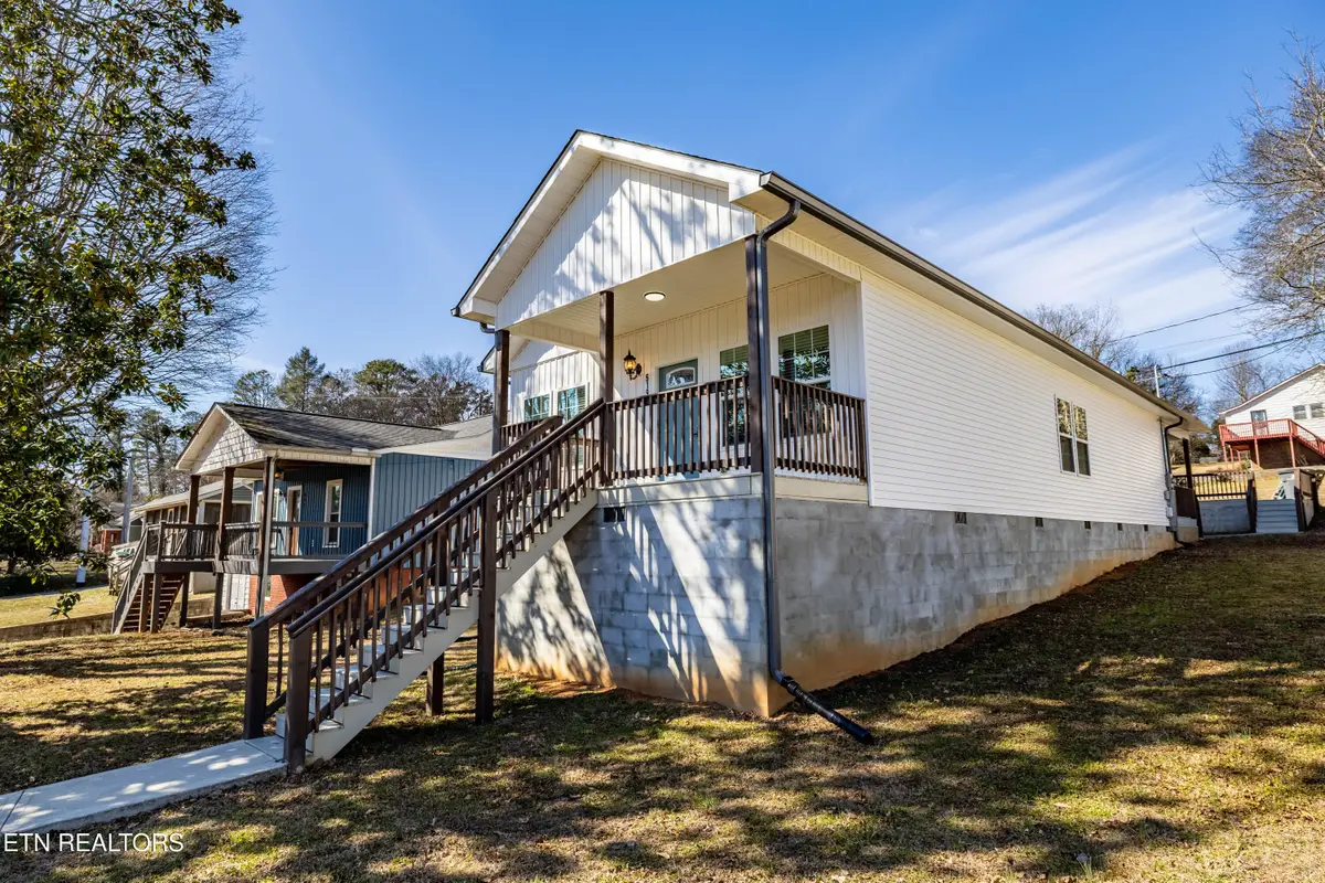 619 NE Midlake Drive, Knoxville, TN 37918 - #1