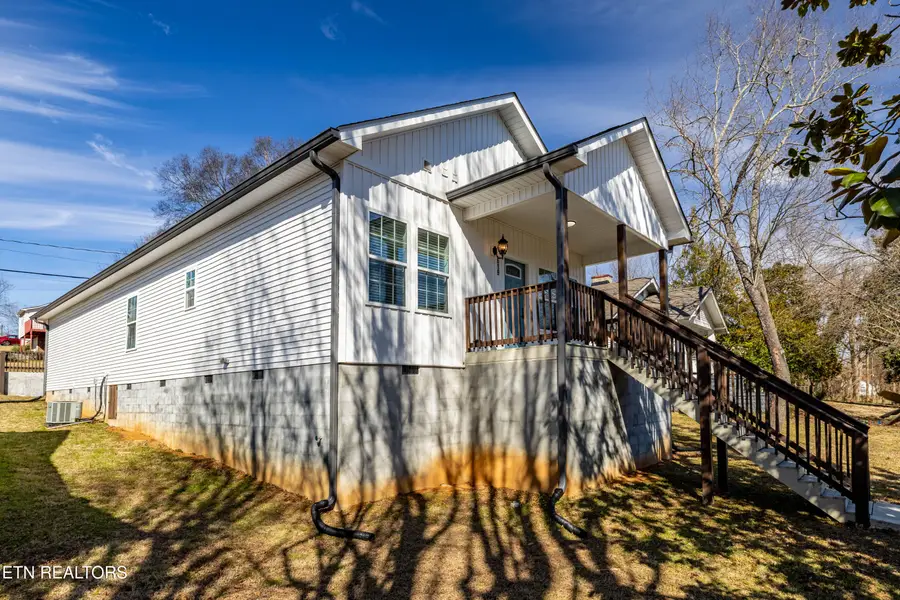 619 NE Midlake Drive, Knoxville, TN 37918 - #3
