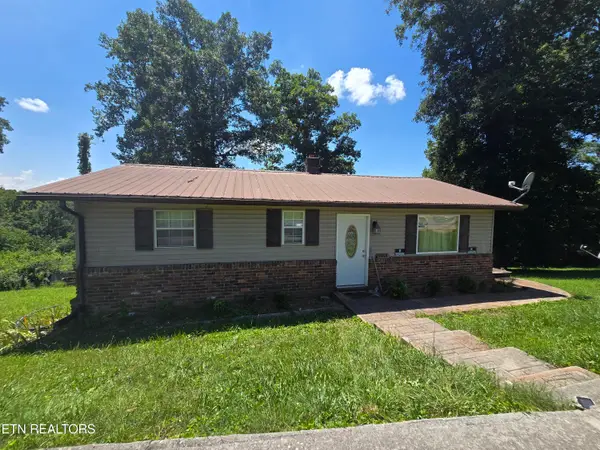 1019 Cole Rd, New Tazewell, TN 37825