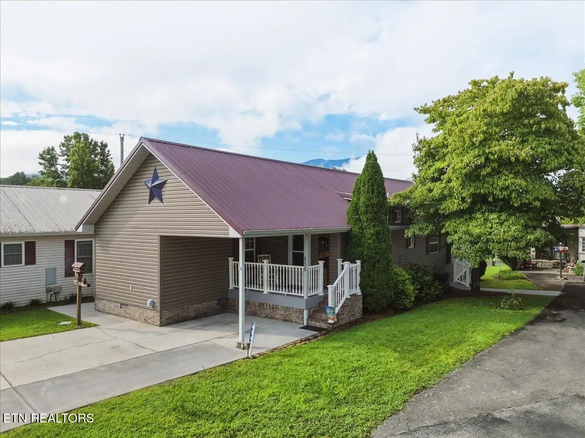 856 Peacock Ridge Drive, Townsend, TN 37882 - #1