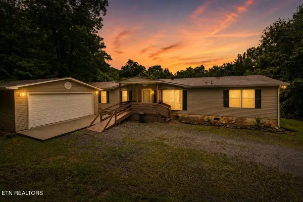 7600 Hunters Ridge Way, Knoxville, TN 37914