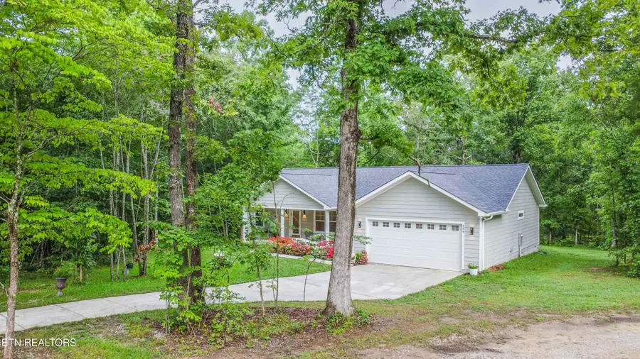 359 Youngs Ford Rd, Jamestown, TN 38556 - #3