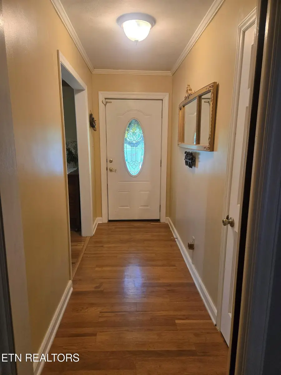 380 Vine Ave, Oneida, TN 37841 - #2