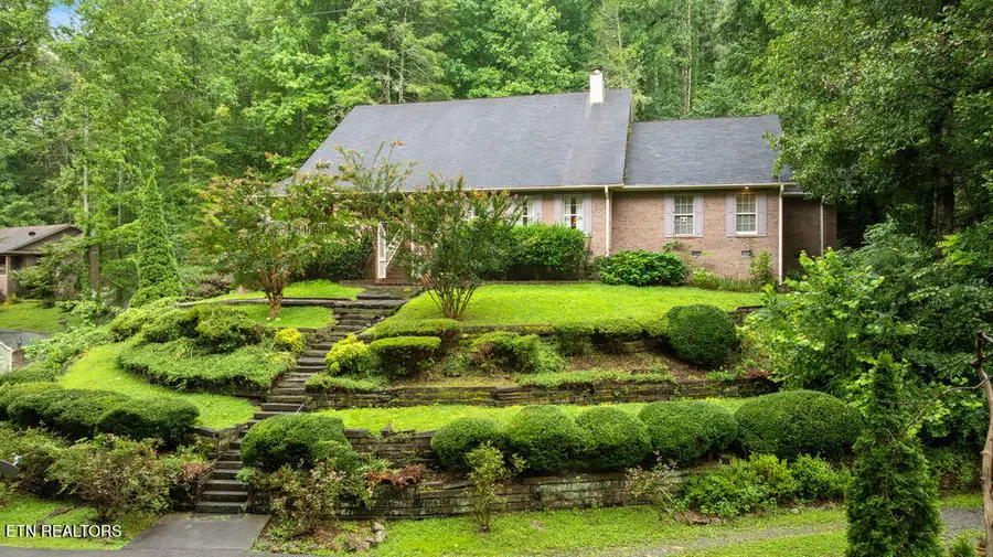3012 Roaring Creek Way, Sevierville, TN 37862 - #3