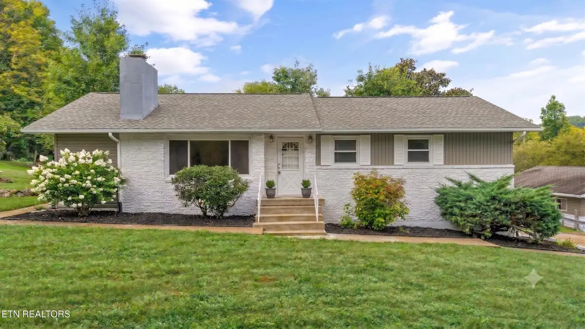 3415 Hackberry Rd, Knoxville, TN 37931 - #1