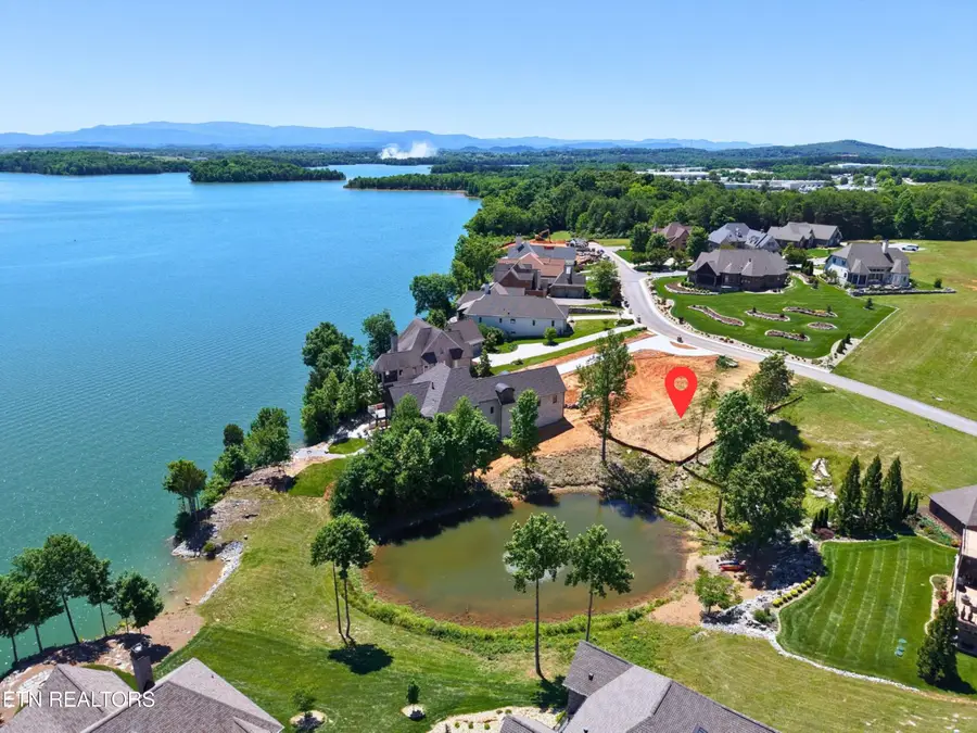 113 Breakers Drive, Vonore, TN 37885 - #2