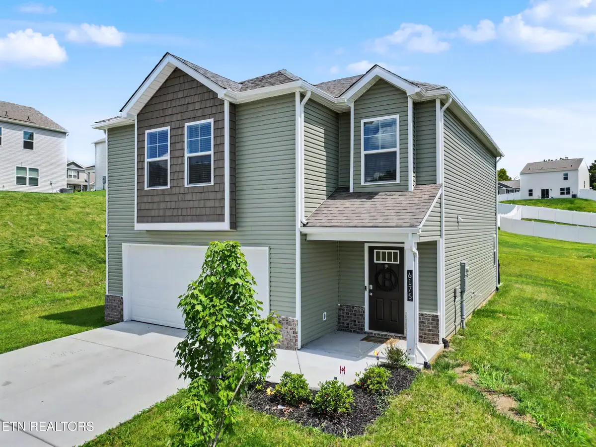 6175 Sycamore Stream Rd, Dandridge, TN 37725 - #1