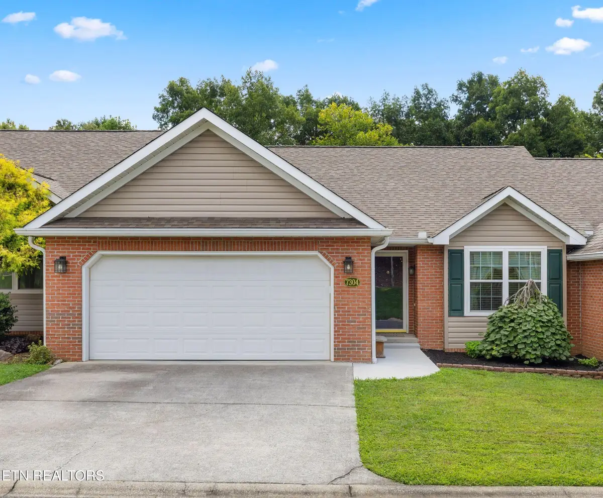 7304 Brook Run Way, Knoxville, TN 37920 - #1