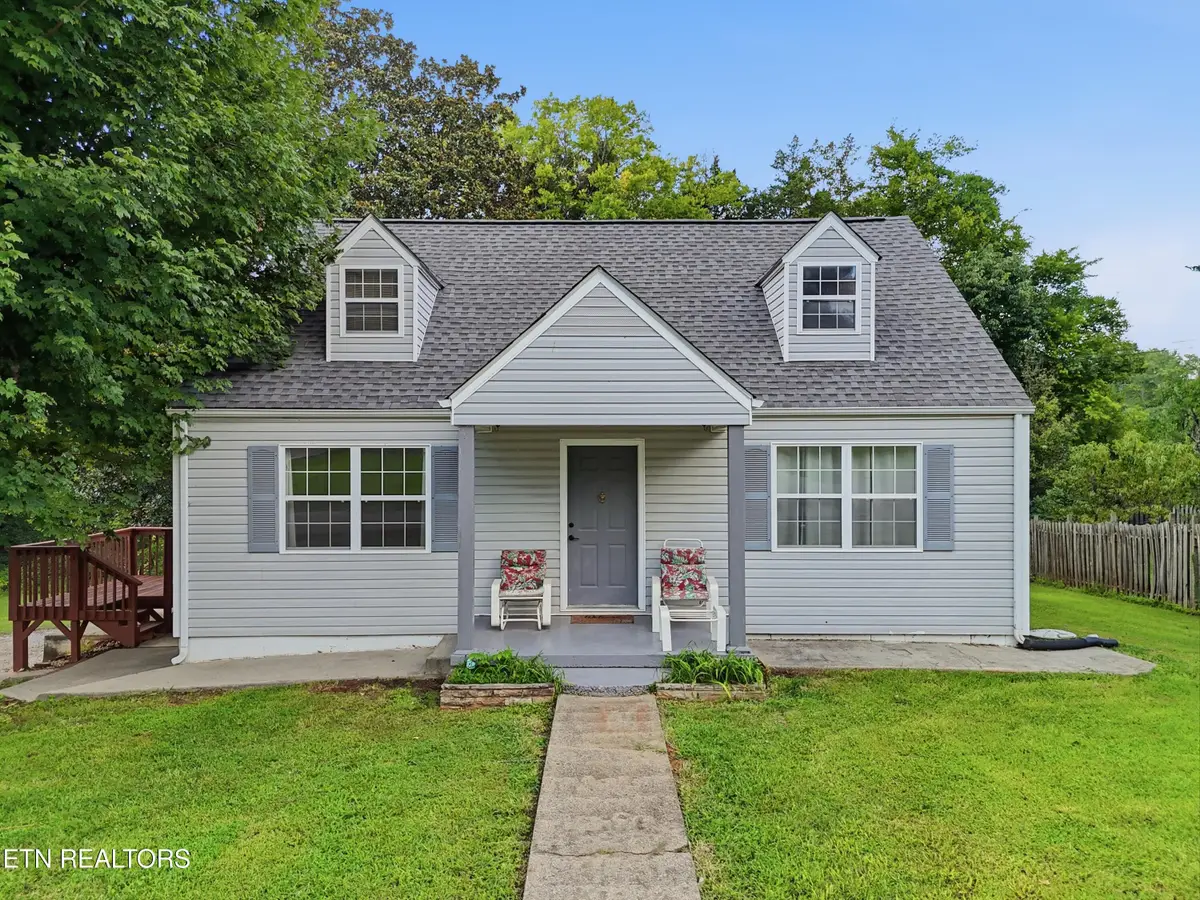 1114 Jones St, Athens, TN 37303 - #1