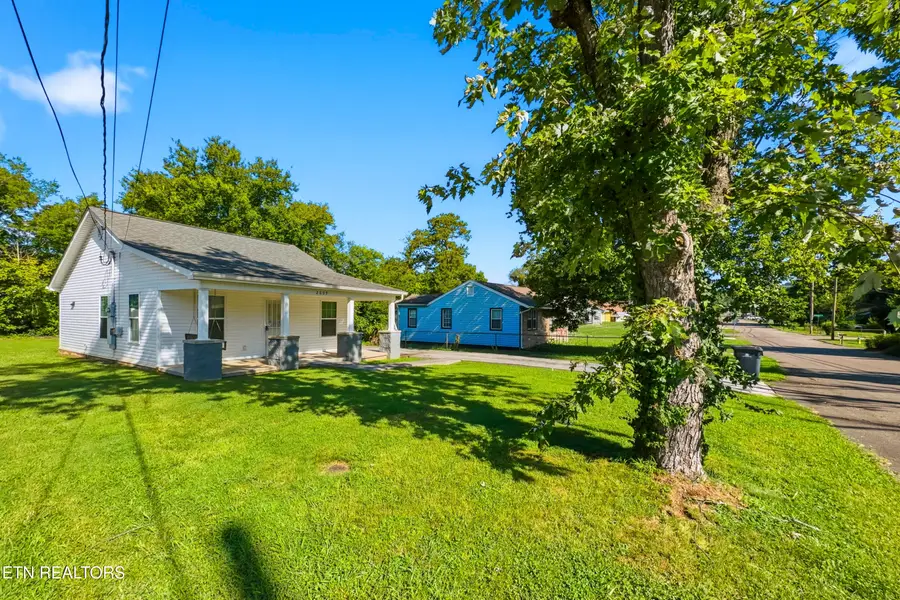 2609 NW Chillicothe St St, Knoxville, TN 37921 - #3