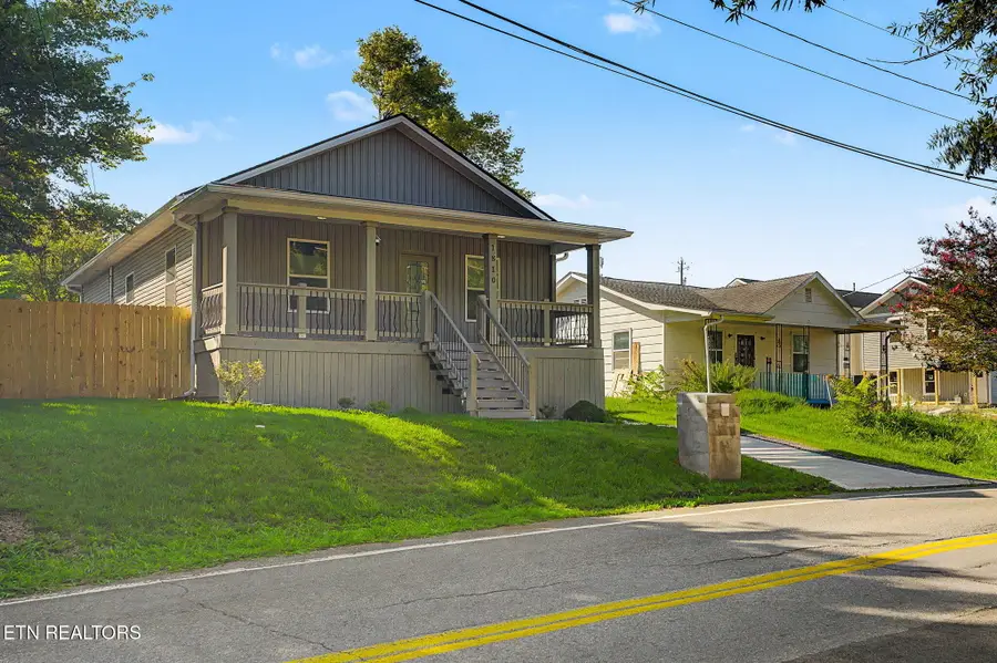 1810 Reynolds St, Knoxville, TN 37921 - #2