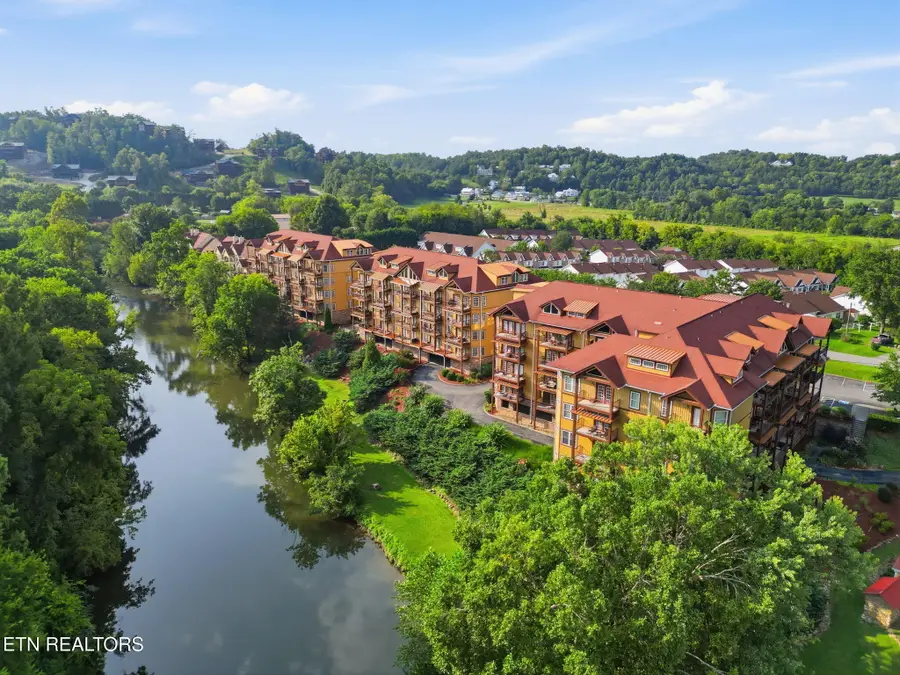 527 River Place Way #518, Sevierville, TN 37862 - #2