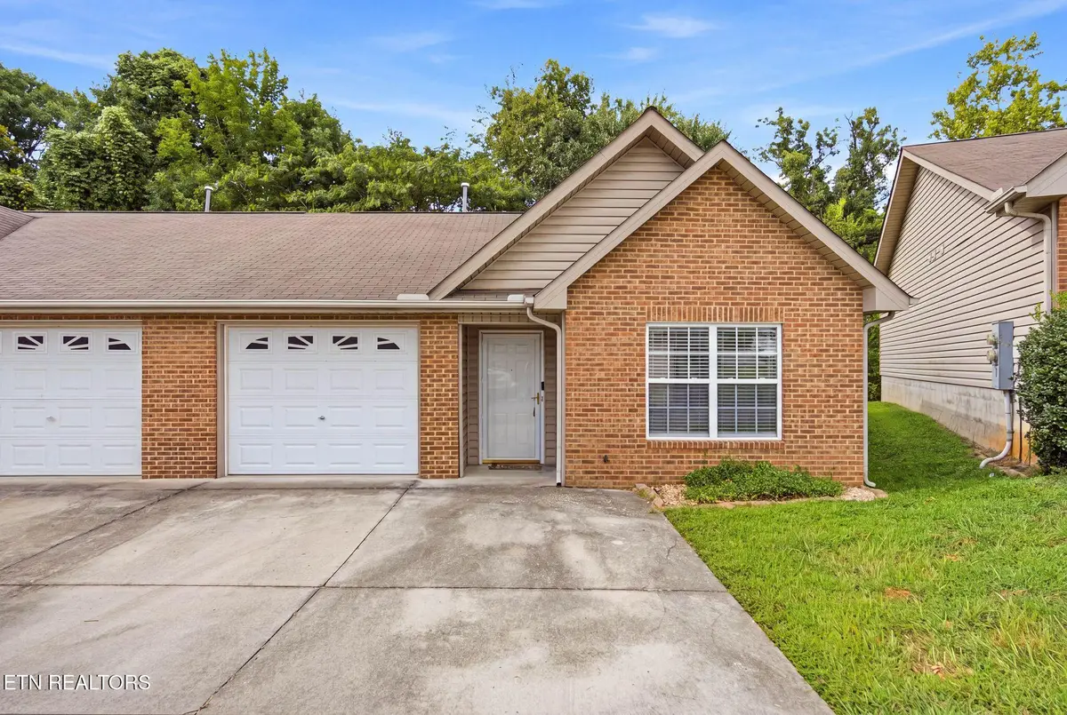 3507 Valley Stream Way, Knoxville, TN 37917 - #1