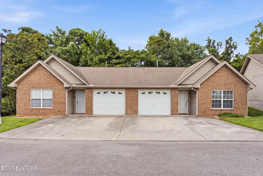 3507 Valley Stream Way, Knoxville, TN 37917 - #2