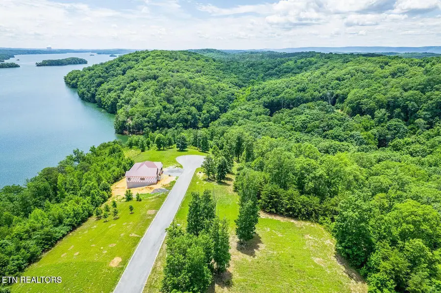 350 River Run Tr, Spring City, TN 37381 - #2
