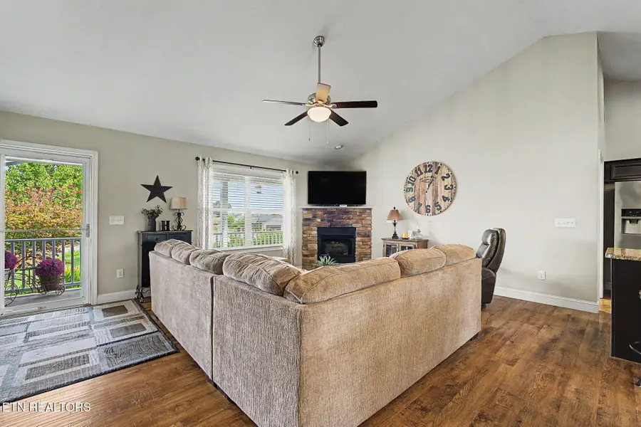 834 Wehali Tr, Kodak, TN 37764 - #3