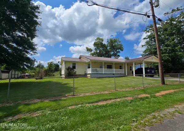 166 Snavely Rd, Ewing, VA 24248