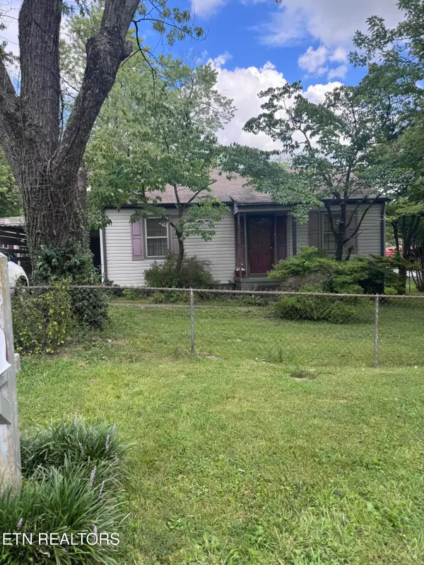 2318 Boxwood Lane, Knoxville, TN 37917