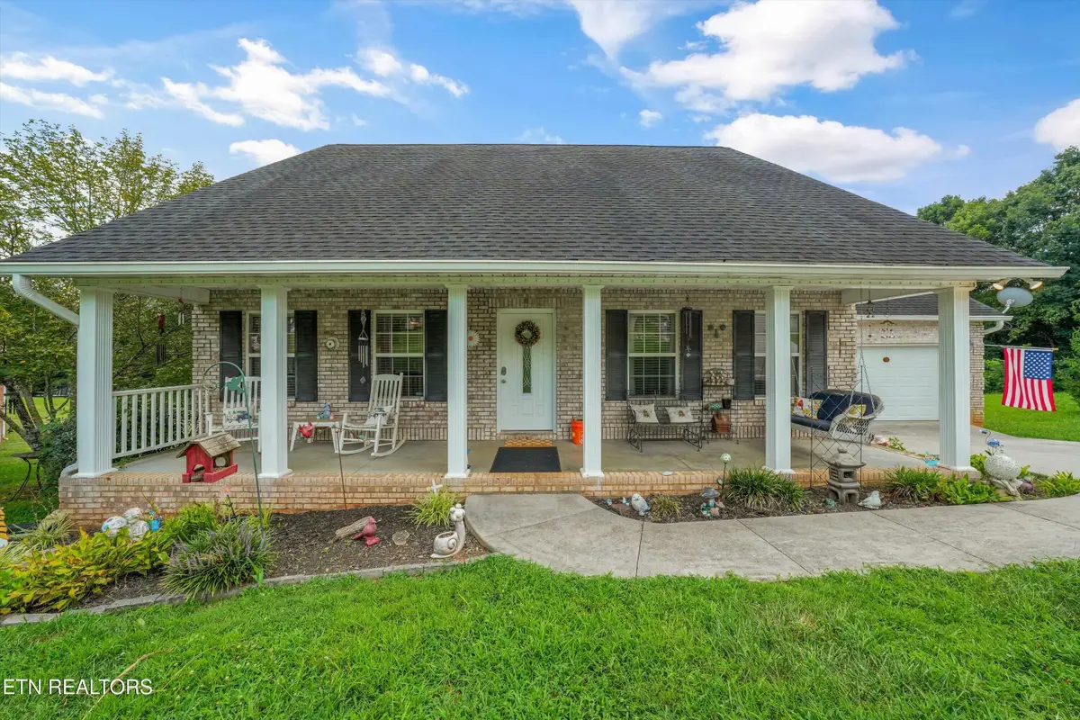 225 Hillsborough Lane, Lenoir City, TN 37772 - #1