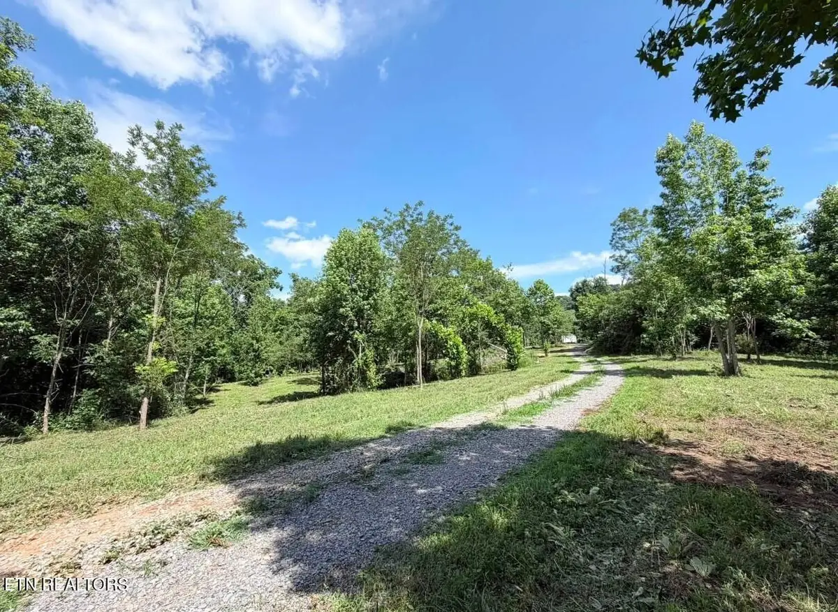 228 Sands Rd, Sweetwater, TN 37874 - #1