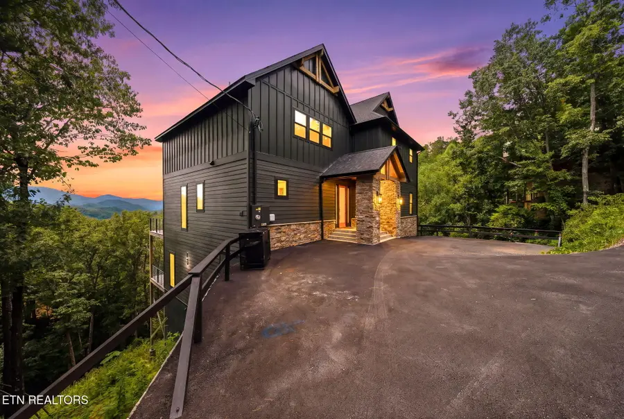 1813 Red Bone Way, Sevierville, TN 37876 - #3