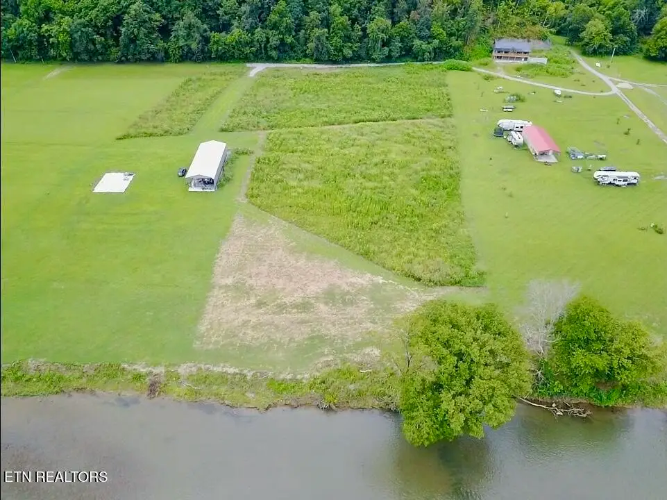 1472 Bybee Beach Way, Bybee, TN 37713 - #1